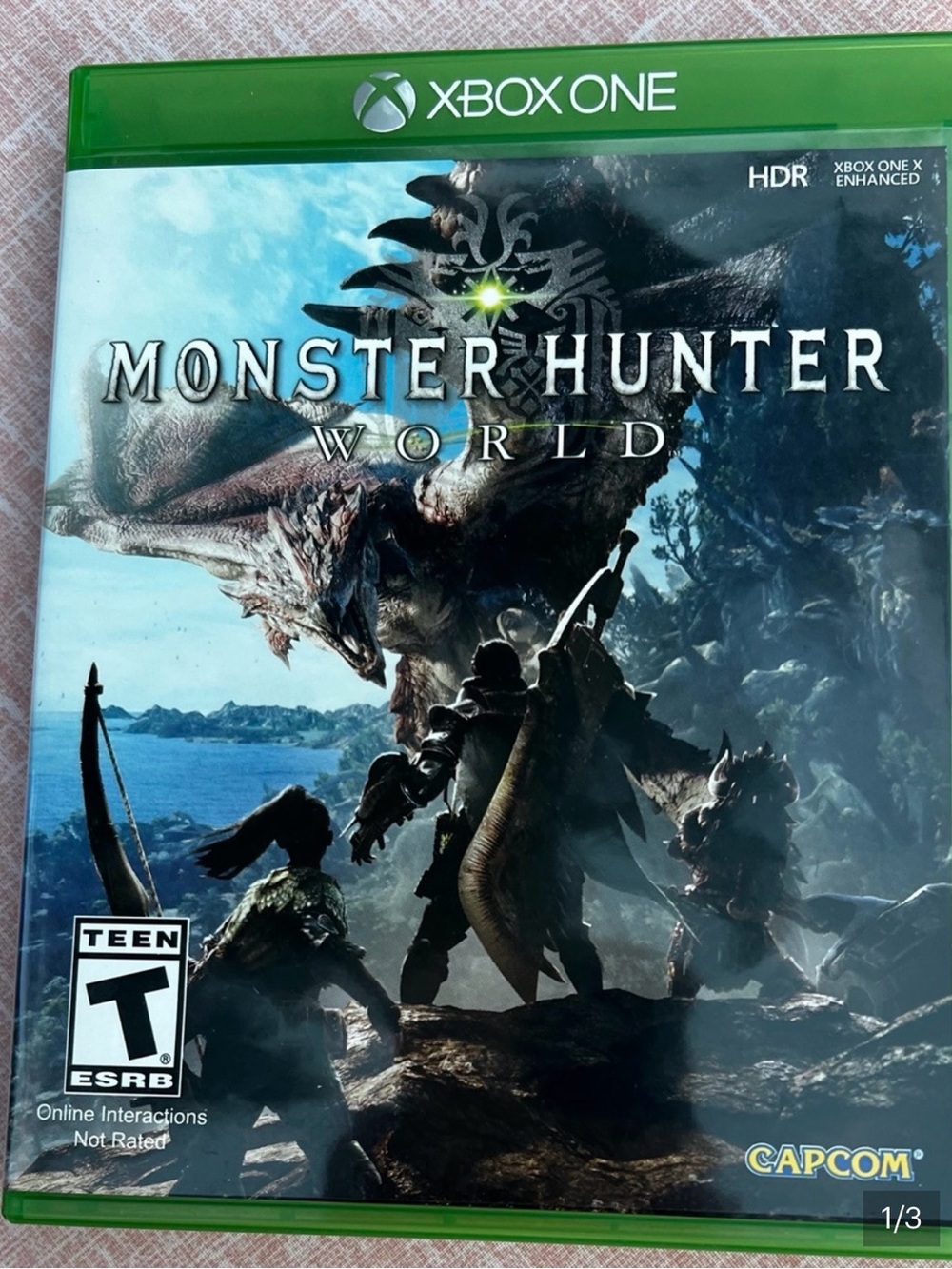 Monster Hunter: World (Xbox One) - Green Case by Capcom